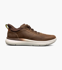 Florsheim Fleet Perf Toe Elastic Lace Sneaker in Brown