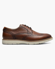 Florsheim Vibe Wingtip Oxford in Cognac