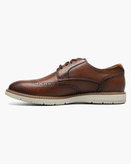 Florsheim Vibe Wingtip Oxford in Cognac