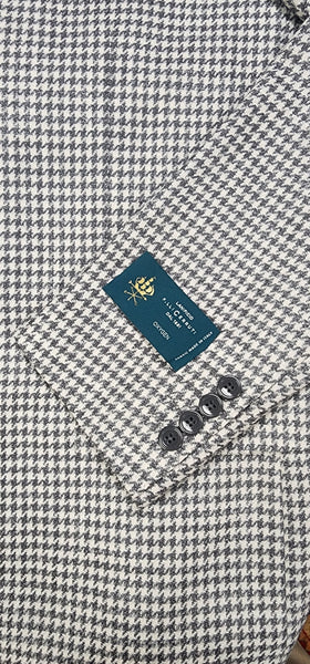 Lanificio Italian Wool & Silk Sport Coat in Grey Houndstooth